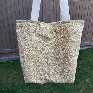 Handmade Tiny Flower Tote bag with pocket